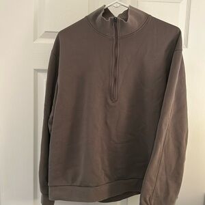 Lululemon green half zip sweatshirt